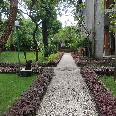Melasti Kuta Bungalows & Spa Luaran gambar